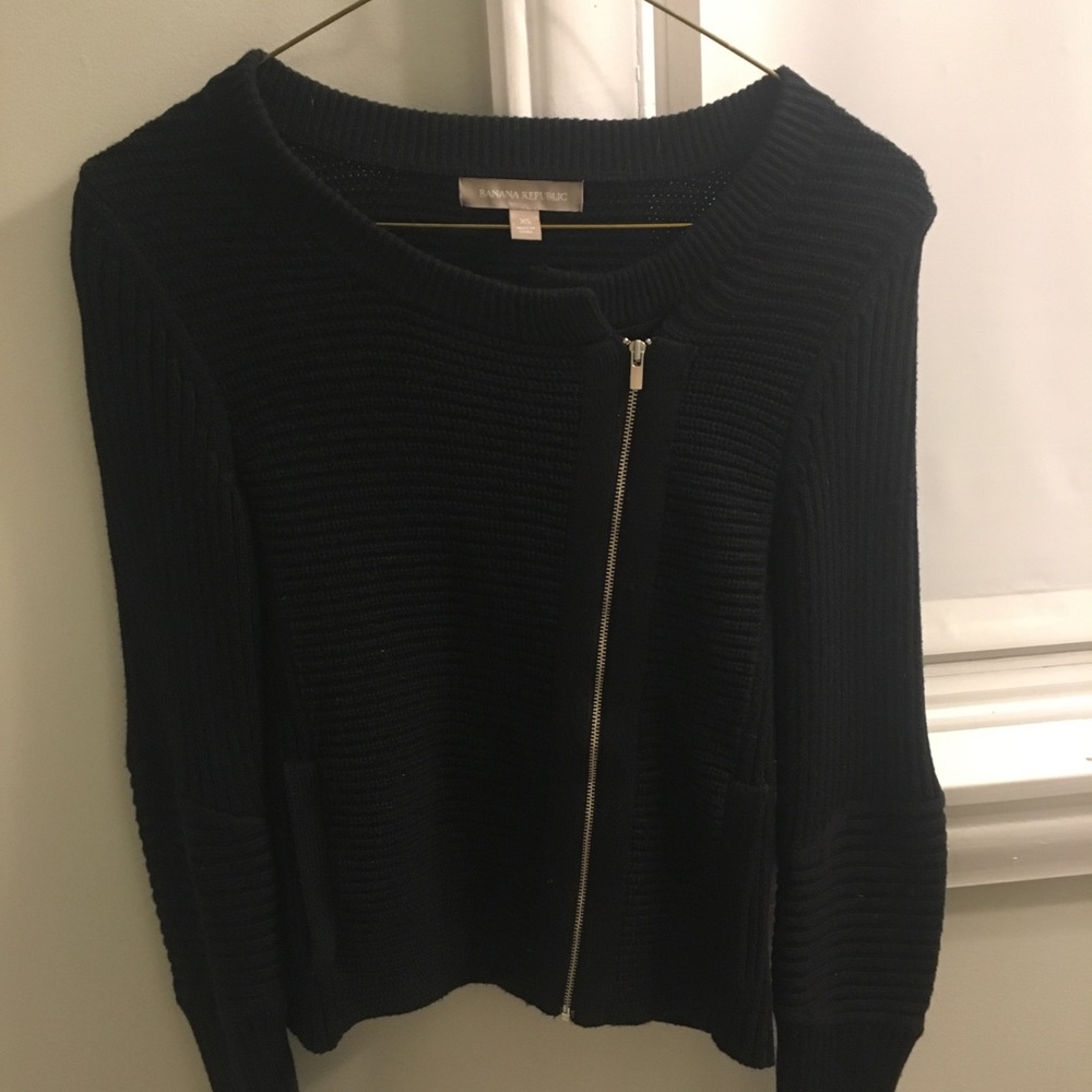 Banana republic zip-up sweater. Lightly worn.